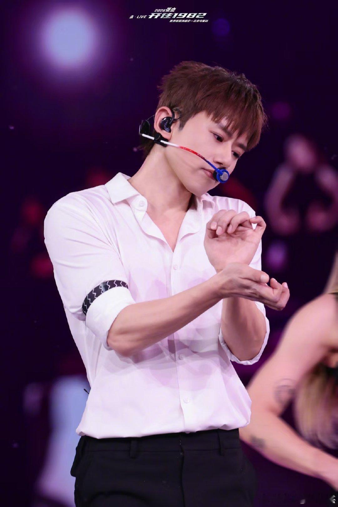 张杰回应1982闭幕式被这个名字戳中！张杰回应超喜欢“1982闭幕式”的叫法，每