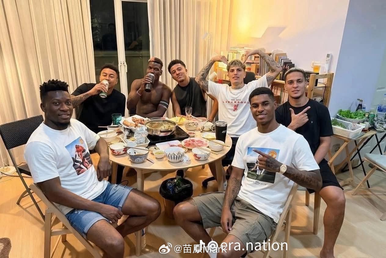 太有节目了，复联大集结，还有一个空席位，给谁留的呢