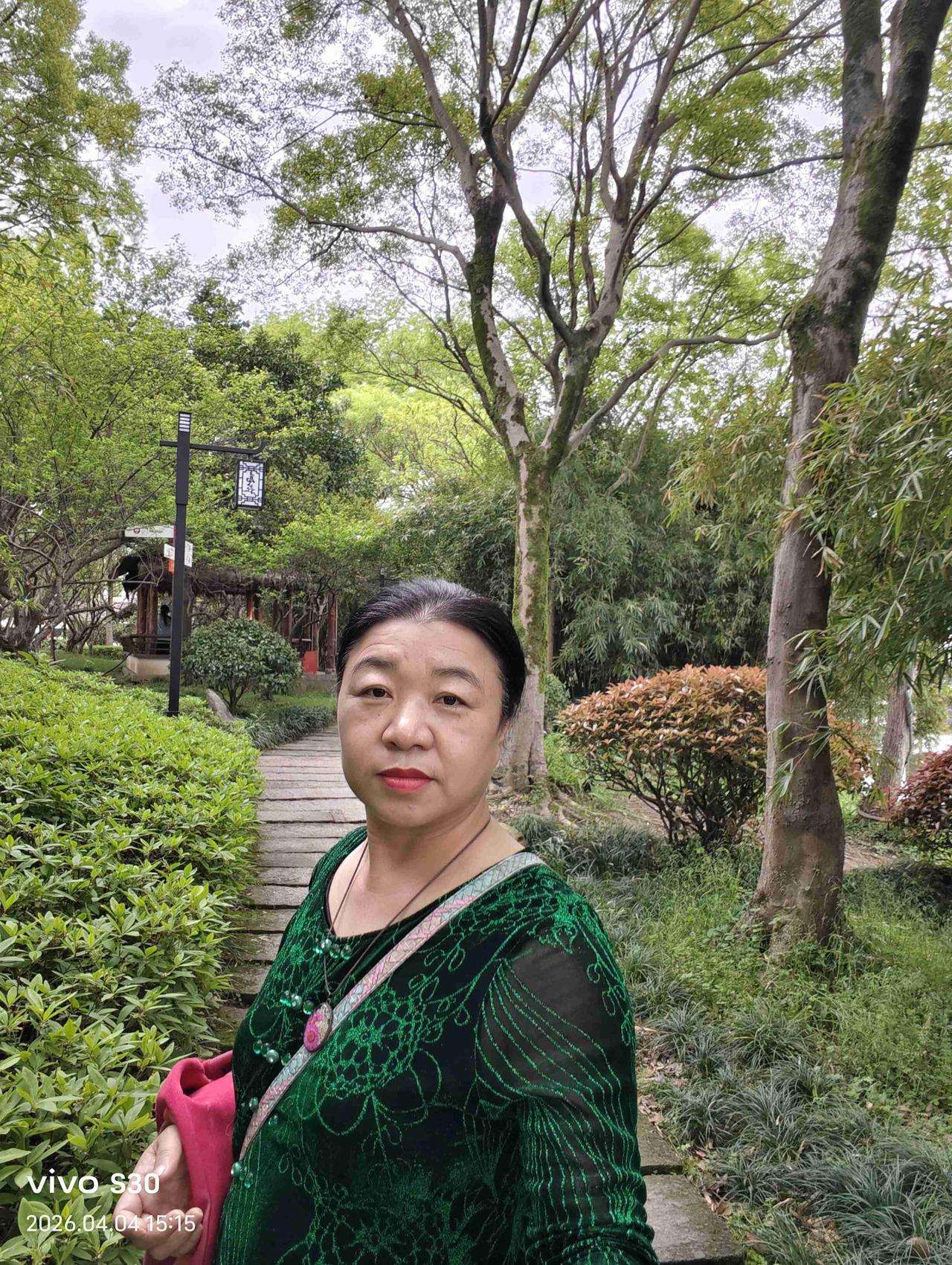 我的今日状态：😁轻松愉快
我这里的天气：☀️晴天