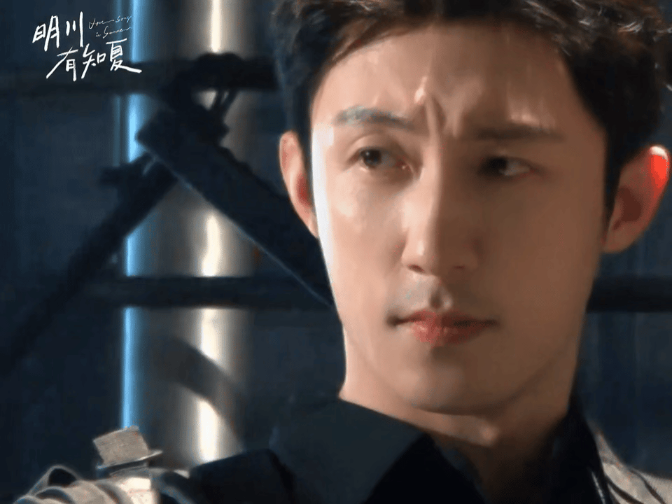 黄景瑜装不过三秒定律黄景瑜真的逃不开装不过三秒定律！前一秒还是气场全开的冷脸帅酷