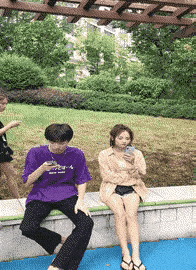 好了吧！谁让你多管闲事的
这下帮倒忙了吧！[泪奔]