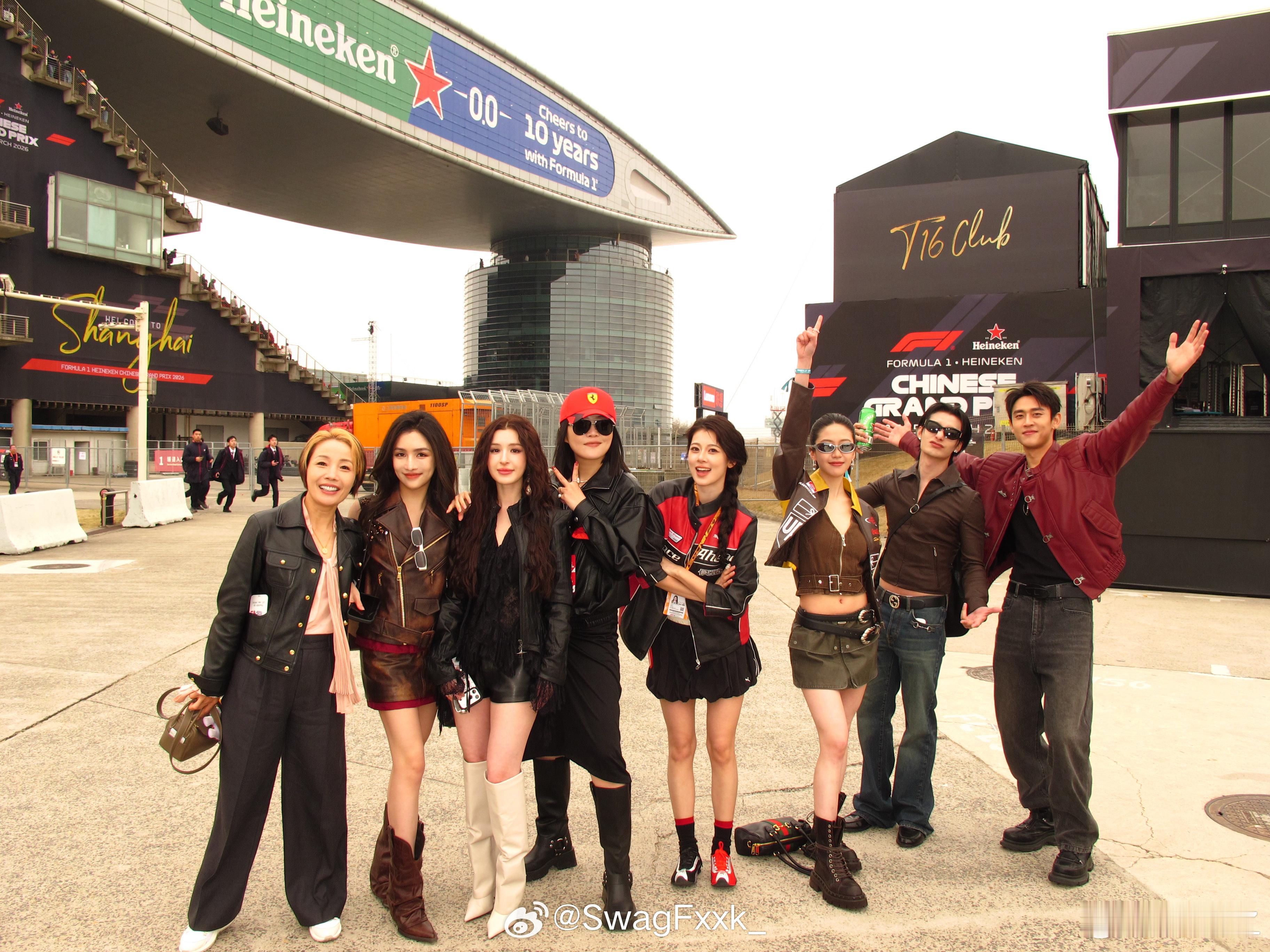 李大奔现身F1赛场联动向涵之、王天辰！李大奔