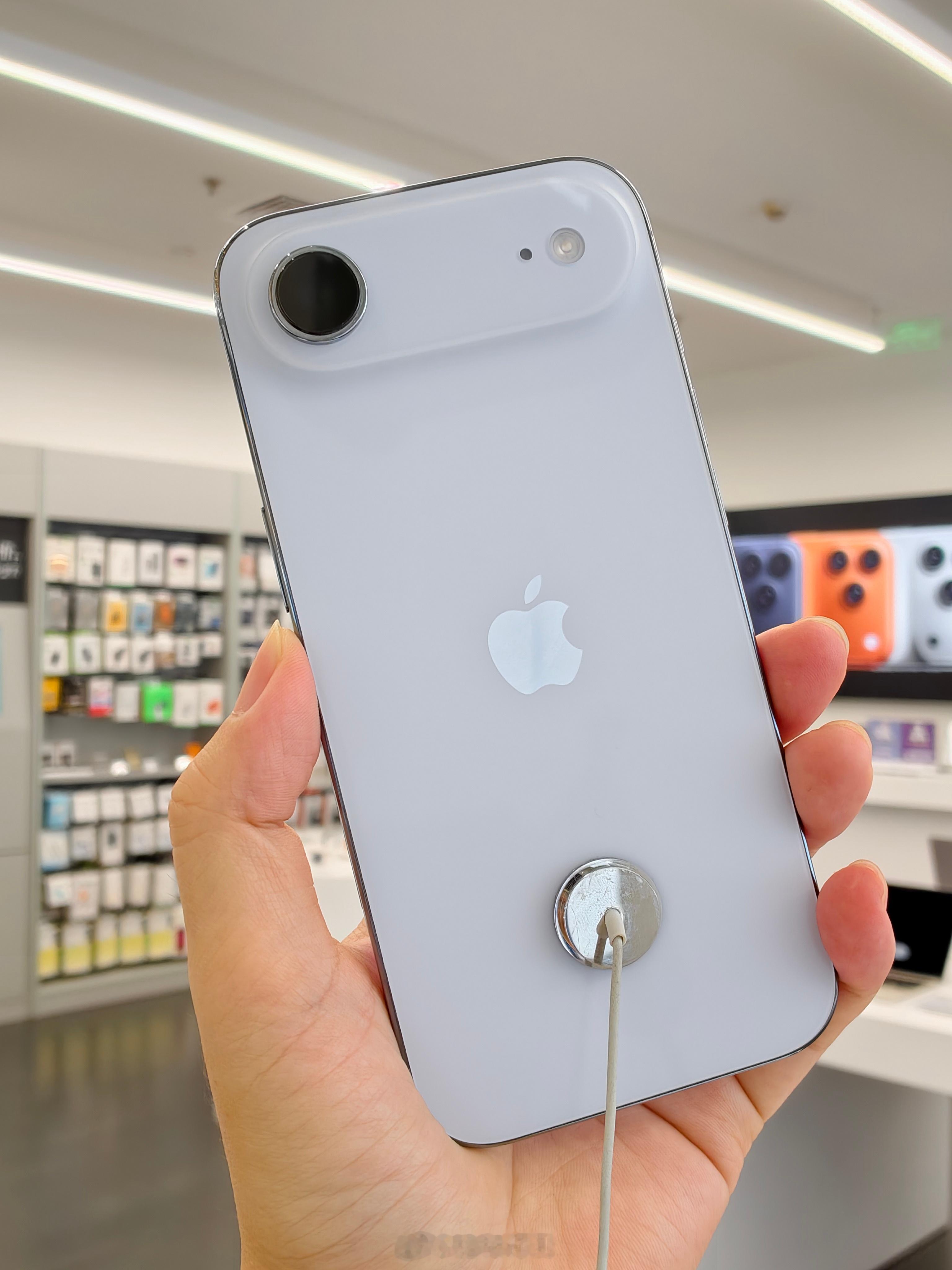 iPhone17中国市场卖爆苹果iPhone 17系列国内卖出约1329.53万