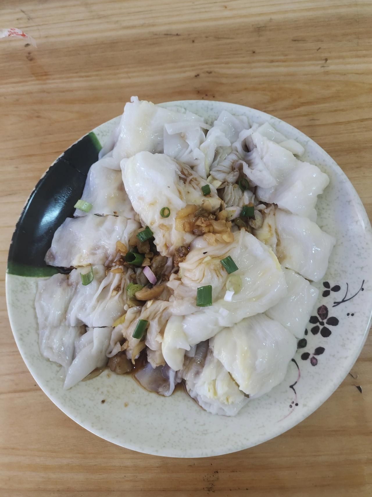 我是一个在佛山工厂打工十多年的北方打工妹，在佛山这边这么多年最喜欢吃的早餐就是广