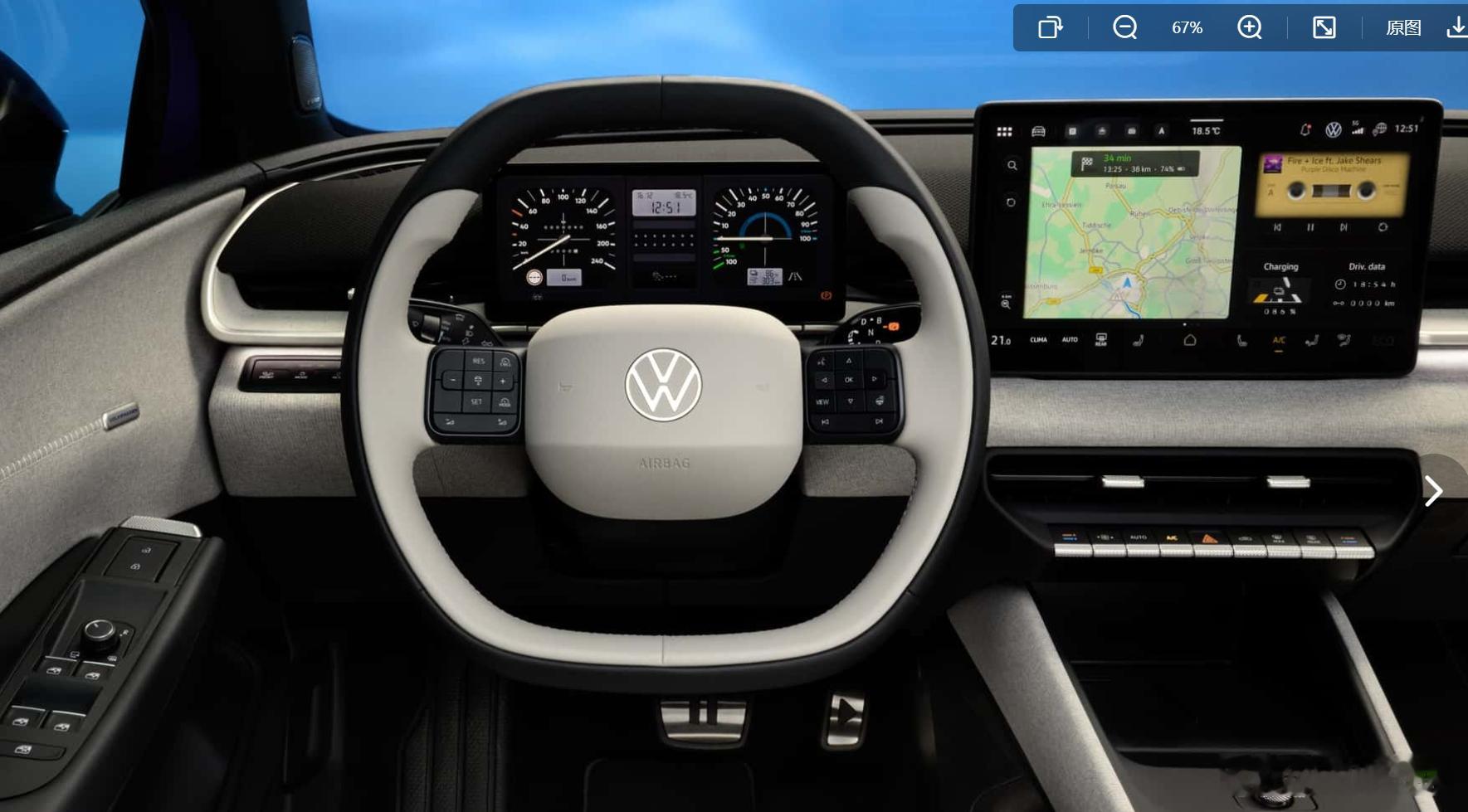 大众 ID. Polo的新内饰 ，这方向盘上的物理按键，我数了下，有二十个……然