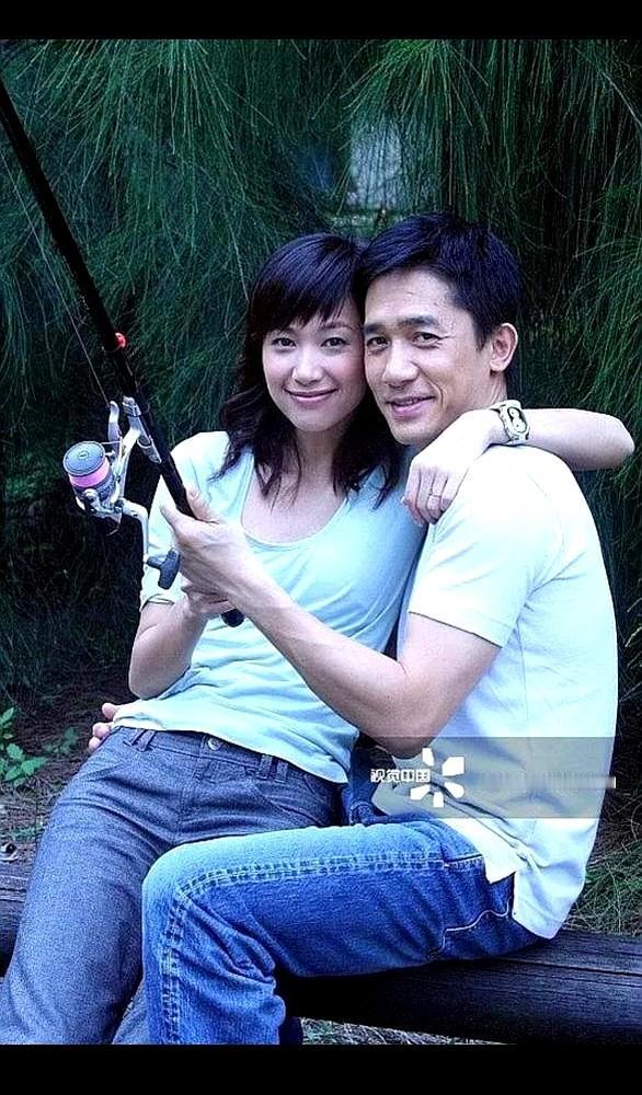 当演员的快乐，普通人真想象不到。

徐静蕾一句话捅破了这层“窗户纸”。她说拍《伤