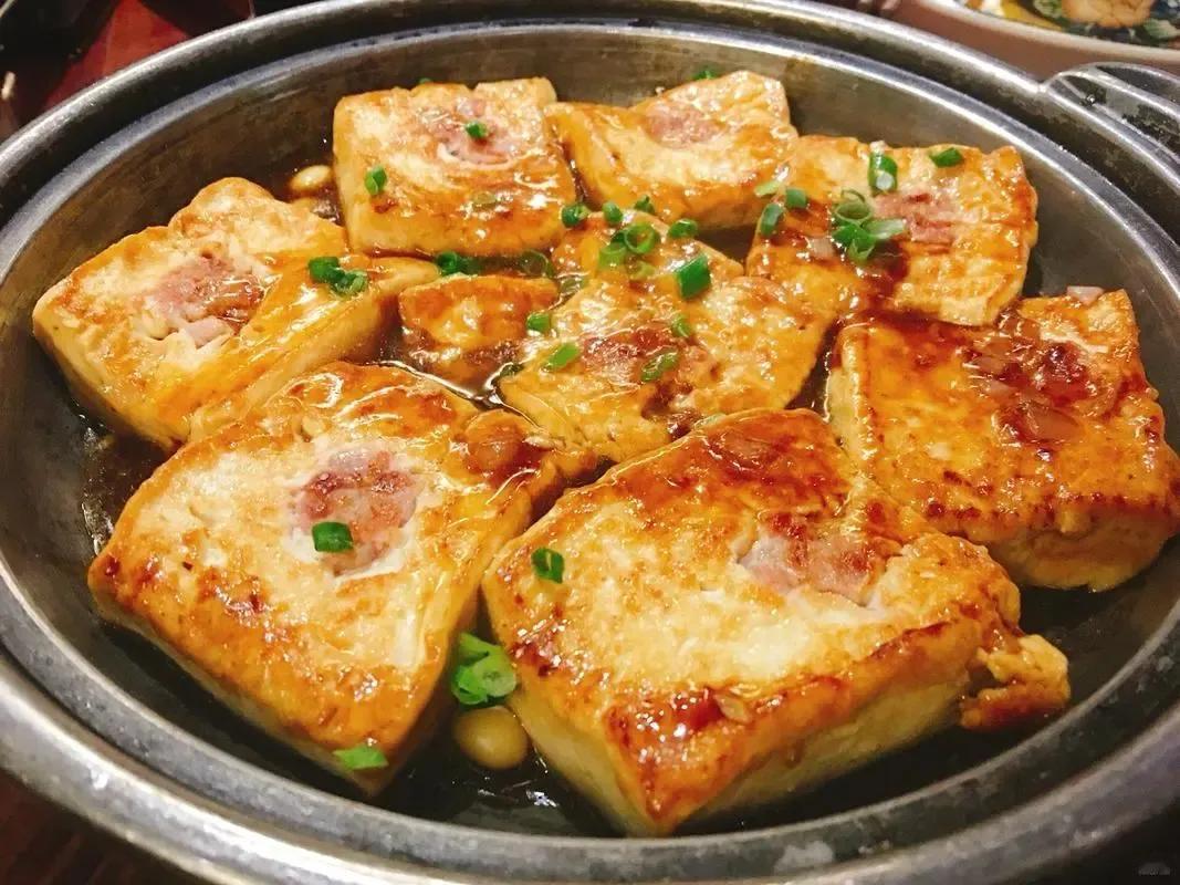 梅州酿豆腐“嫡庶之争”，兴宁、五华“抢公章”，梅县却默默拿出“游标卡尺”

梅州