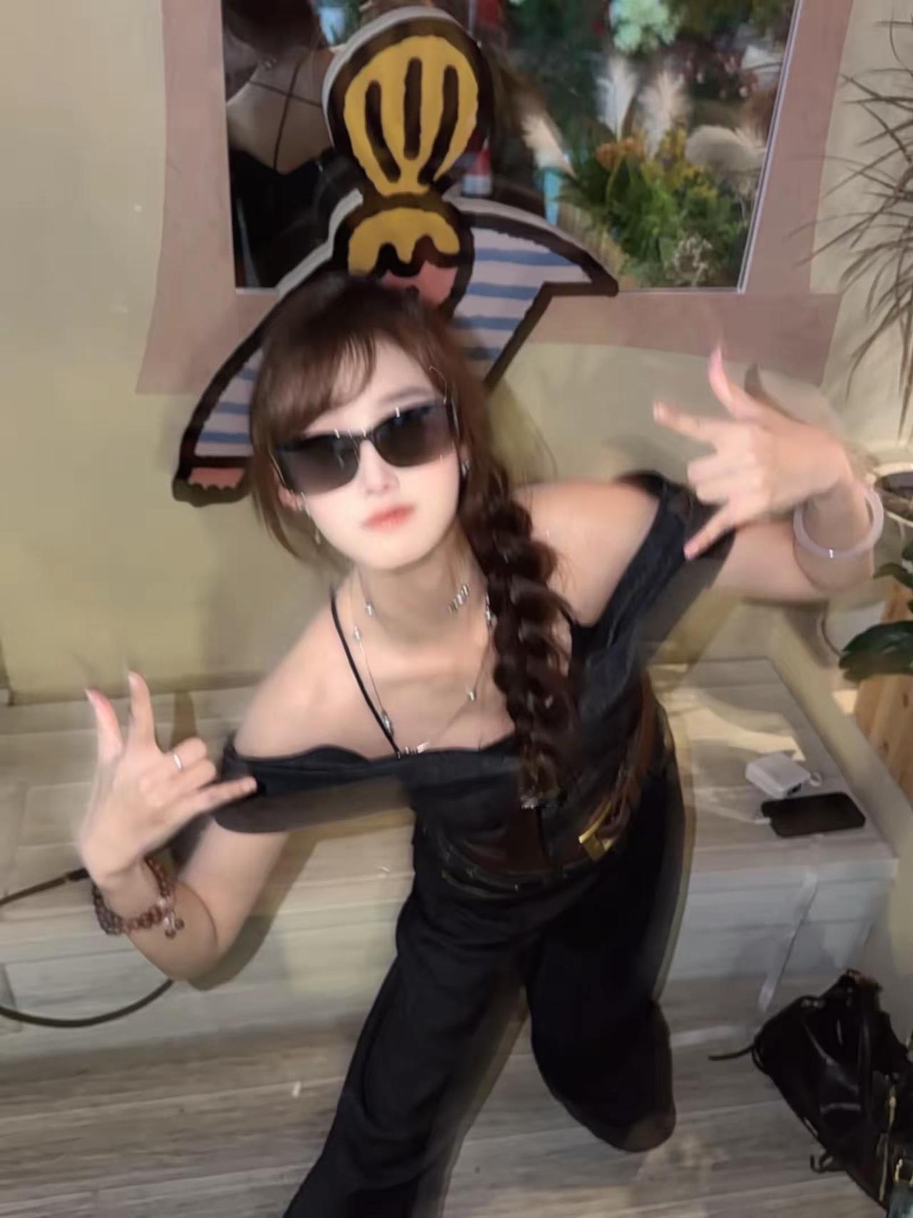 比我萌的没我坏 比我坏的 不存在！ 比我萌的没我坏 猛女穿搭