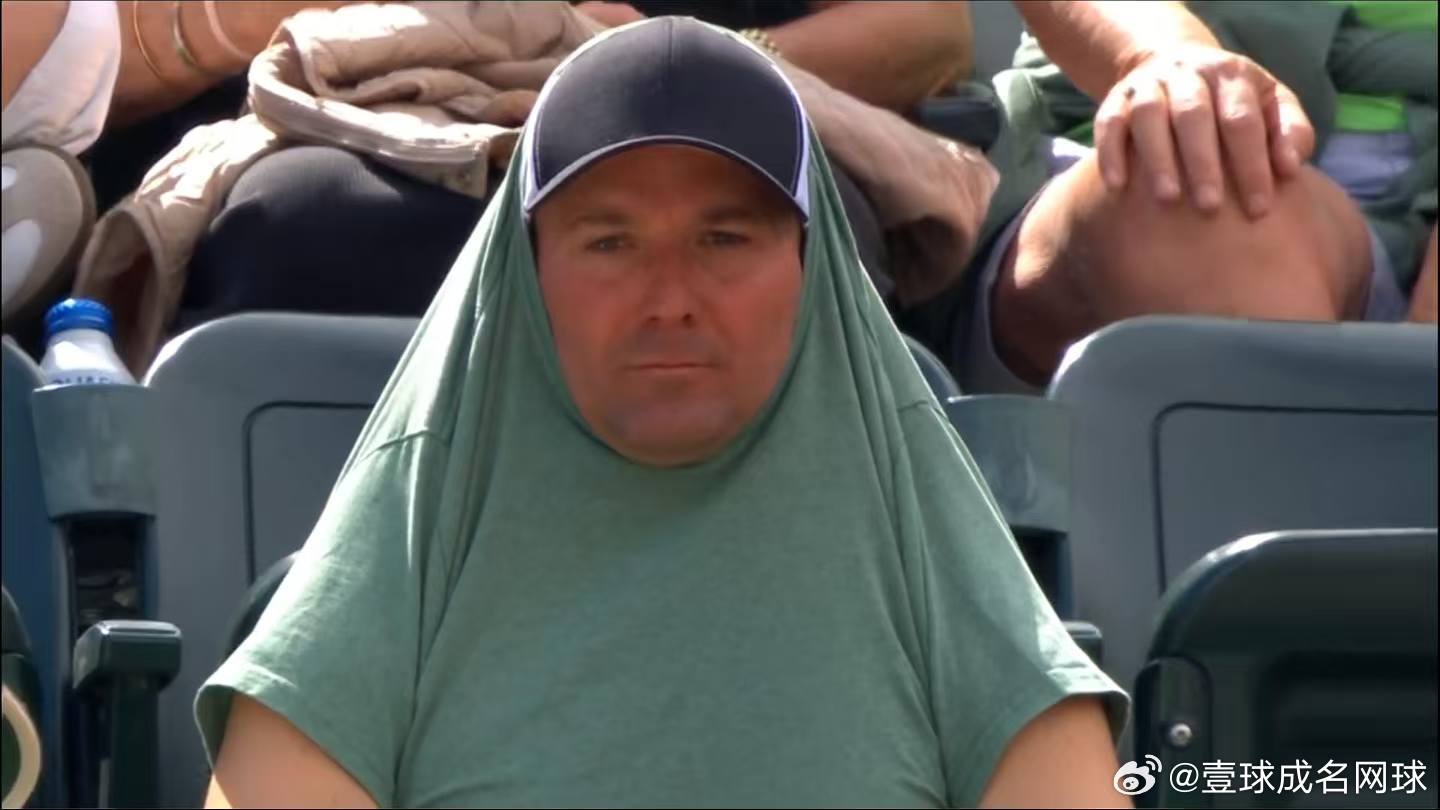网球博主大佬们真是卷卷卷死了，一天几十条上百条的微博发！这劲头我是真羡慕死了！我