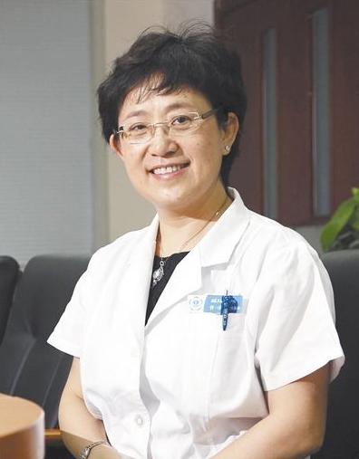 今年出生人口或低于900万，院士乔杰称：当前育龄女性生育力堪忧
乔杰院士，是北京