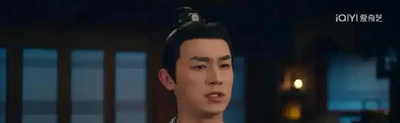 他效忠的公主，下令处决了他父亲。
 
多年后他才知道，公主是他母亲。
 
《大唐