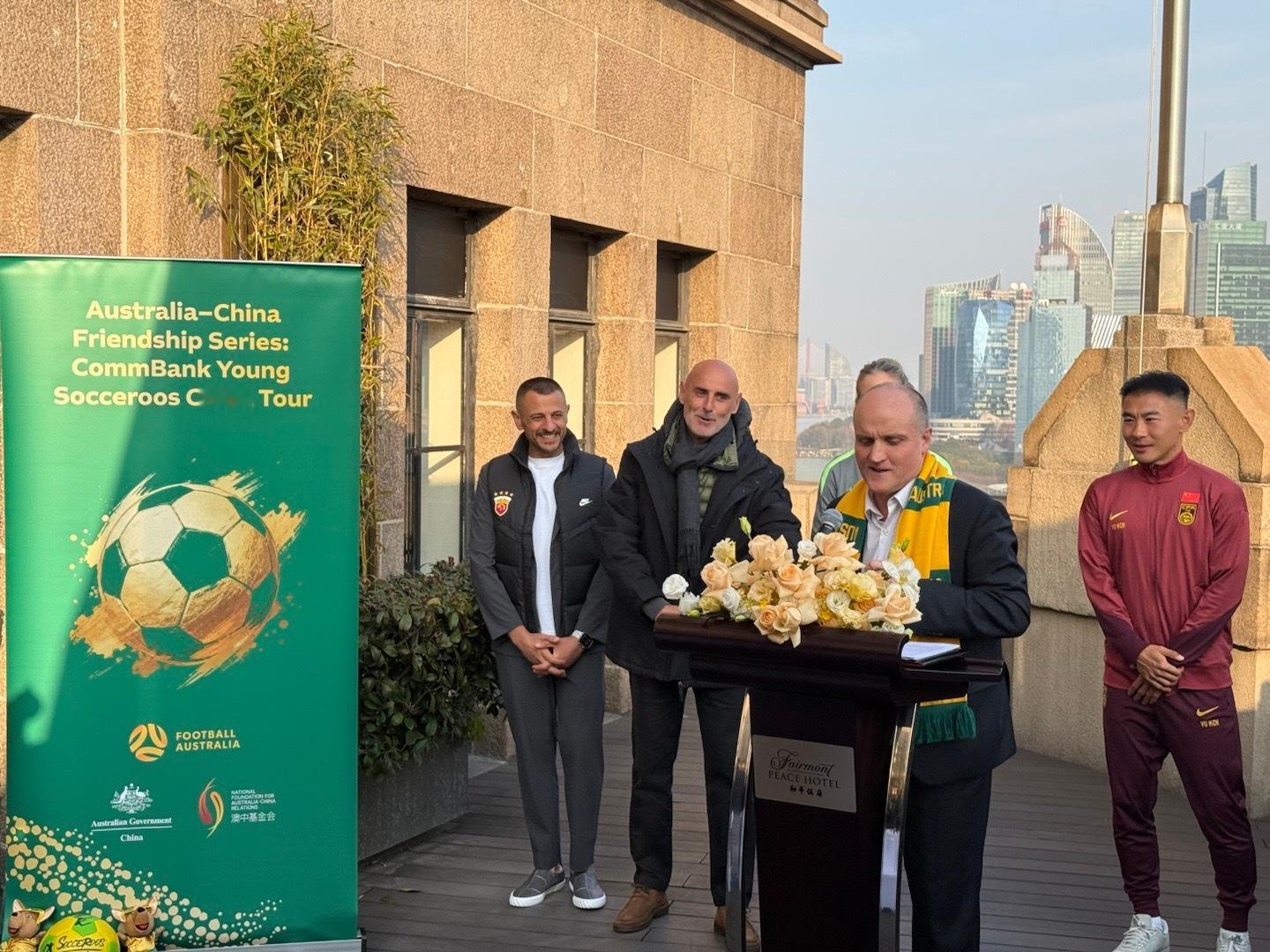 最近两次见到猴哥都是穿team China的衣服 上海·万国建筑博览群