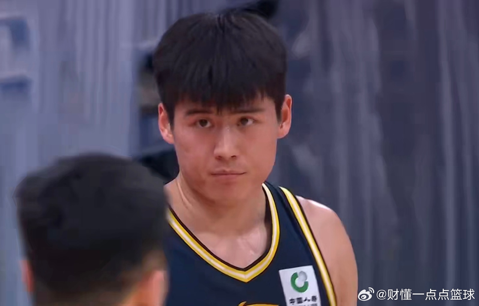 13分钟20分！广东宏远这小将陈家政杀疯了，该被杜锋重用！93-51大胜四川，广