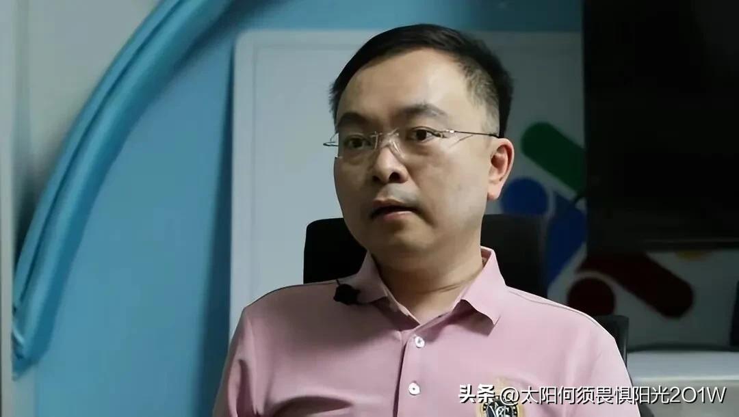 蔡磊生死一线，最苦的是段睿，握着他的手，怕一睁眼便再也不见
蔡磊的身体越来越不好