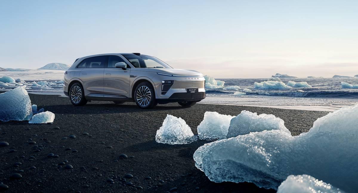 纵观与全新星纪元ET增程四驱的同级产品，不论是L7还是M7，在这个赛道上，全新星