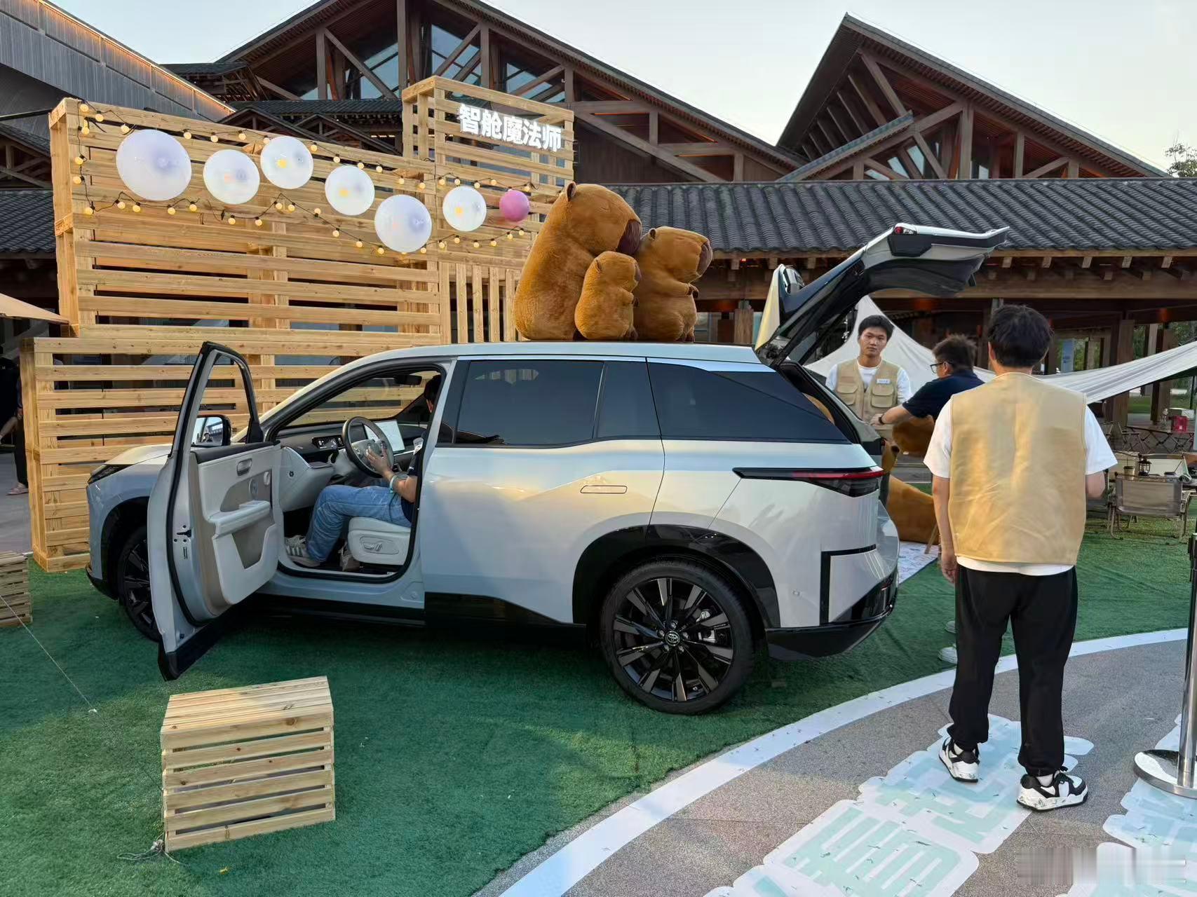 新能源车主最担心的电池衰减，广汽丰田提出了实在的保障！行业普遍标准是 8 年 /