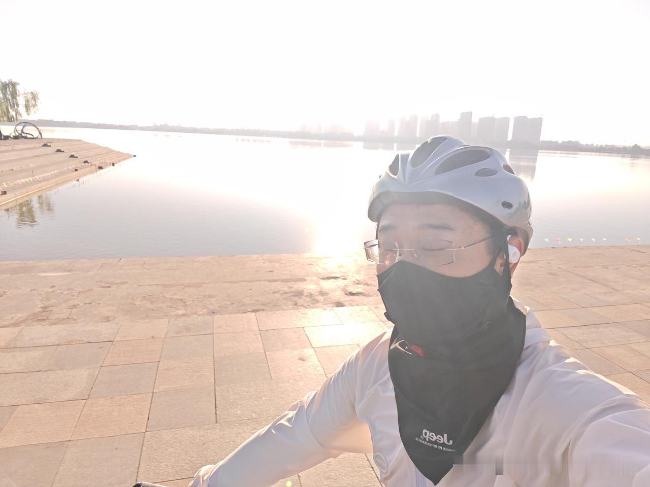 夏日生活打卡季继续三伏天锻炼，健身打卡
