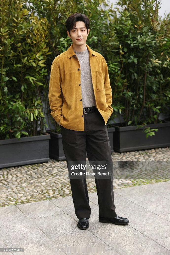 男明星时装周生图来啦肖战、曾舜晞、刘学义、张康乐、夏之光、TOP登陆少年组合（朱