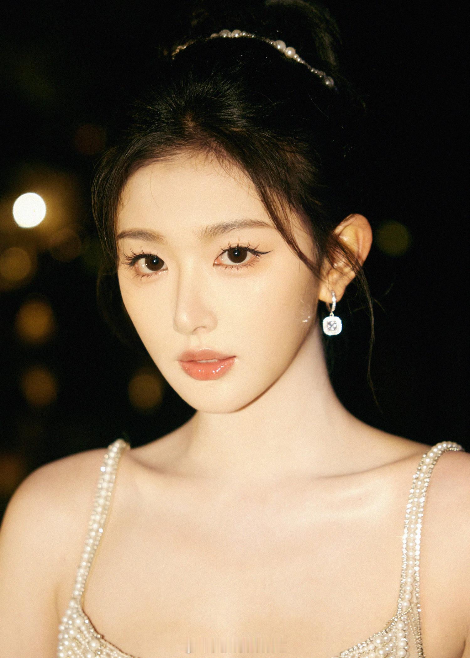 孔雪儿好迷人优雅的妆造 ​​​