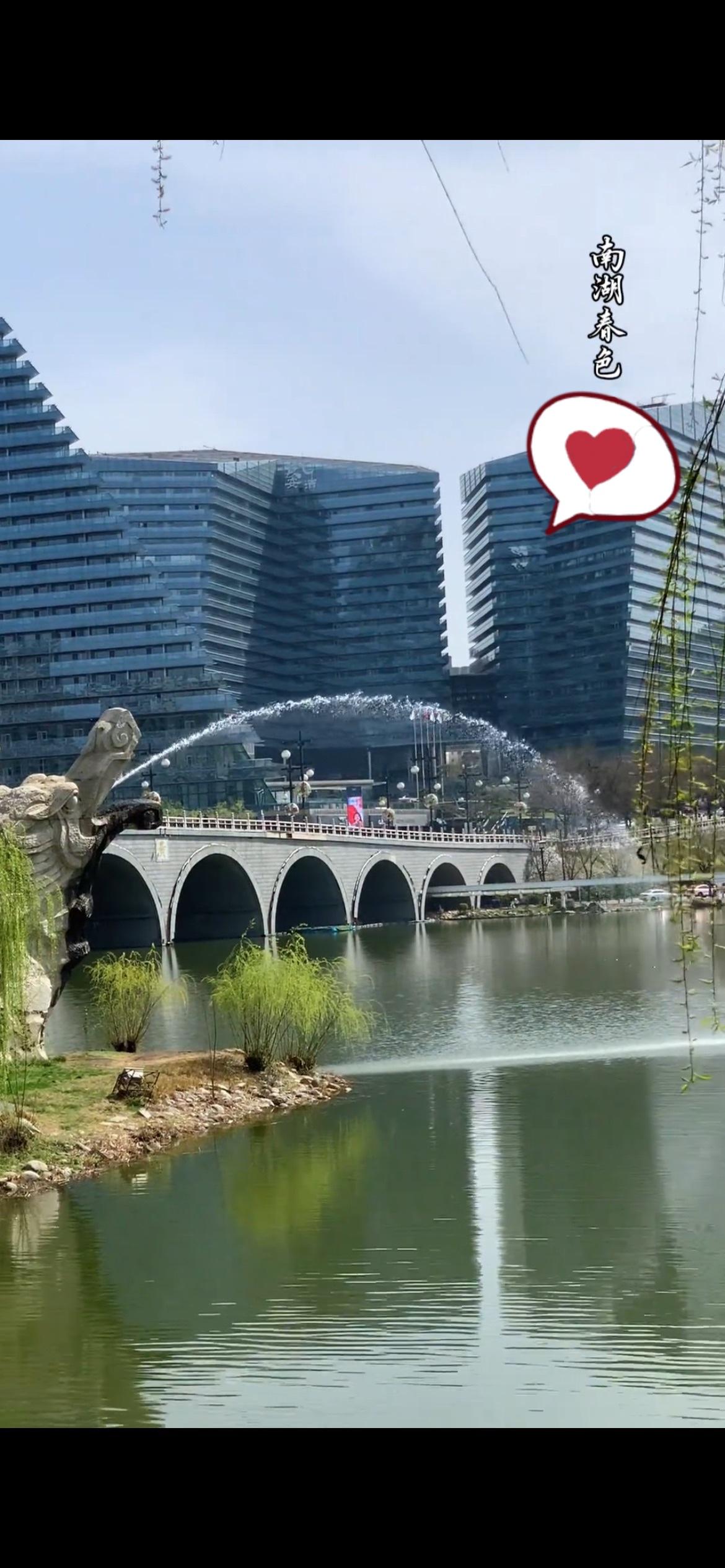 今年春天最想实现的心愿今年春天最大的心愿是和朋友们一起去云南旅游一趟！开心地浪个