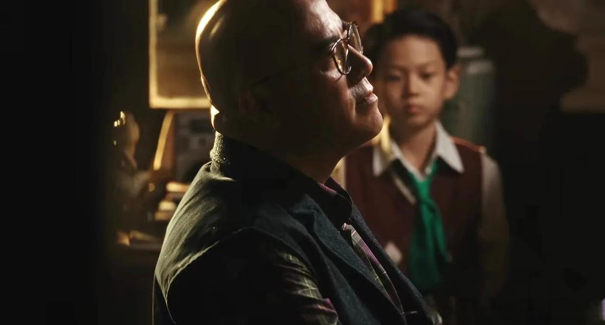 《繁花》里一个小男孩的表演让人惊艳。不仅因为他的才华，更是因为他竟然是邓超和孙俪