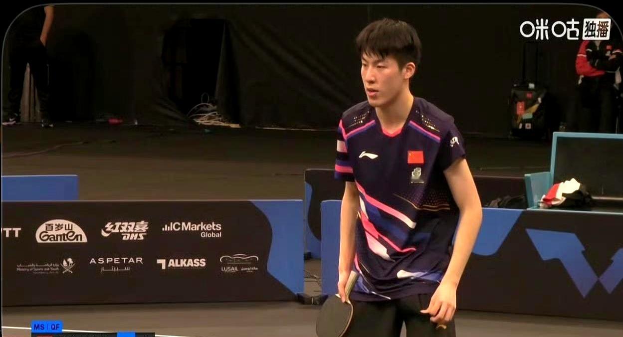 多哈又打内战，签表真够毒。
 
温瑞博上来就抡，11-6、11-2，吼得比向鹏还