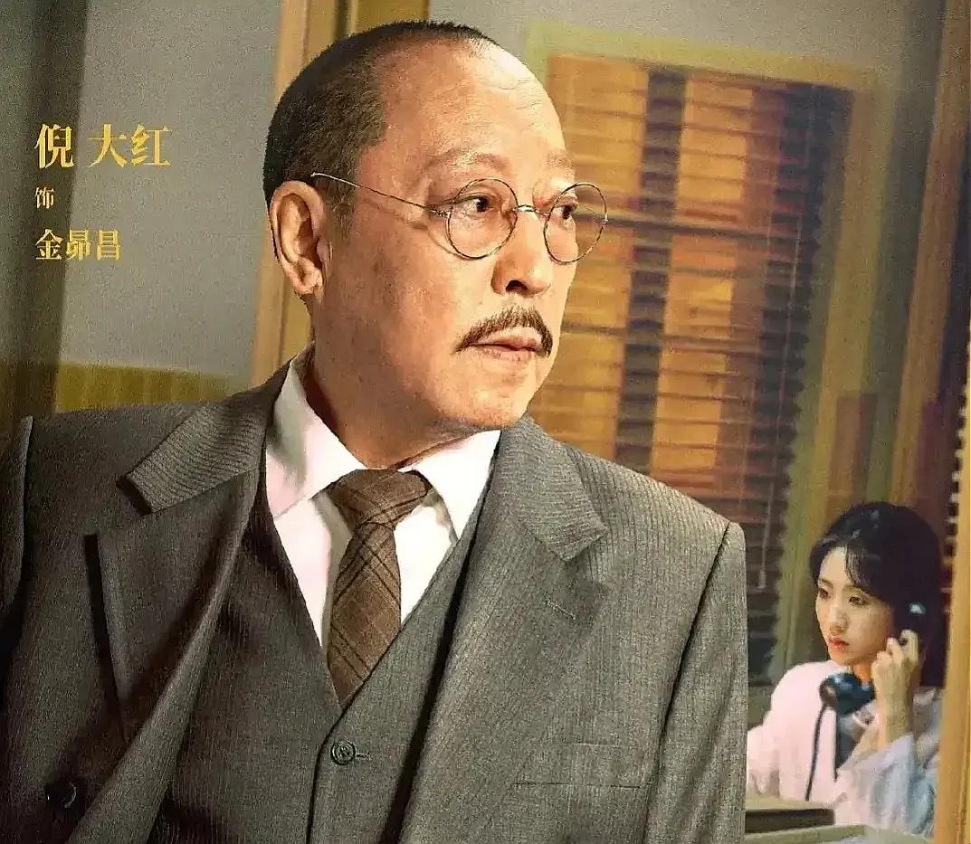 《暗夜与黎明》以金昂昌在处理刘经理被杀事件的老辣，白头翁斗不过鹰隼，原来是悖论，