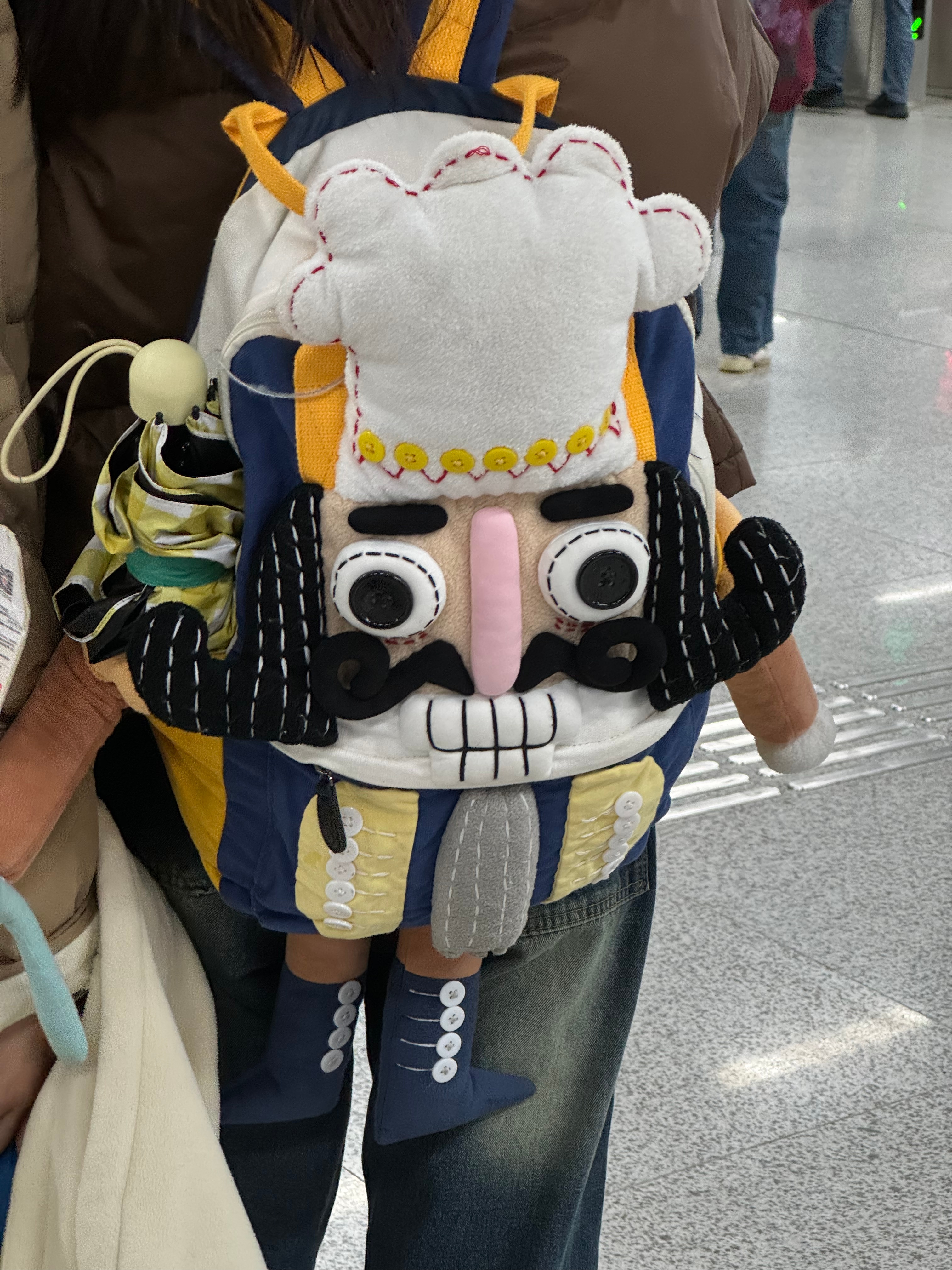 这是什么娃娃啊？想扣 ​​​