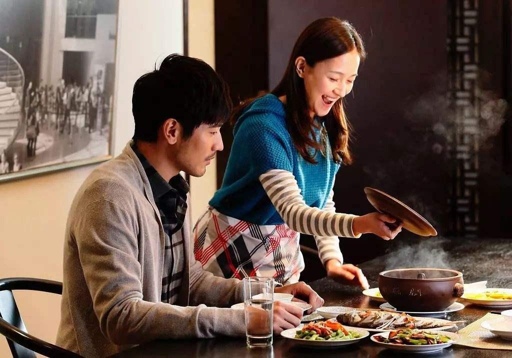 收到一条读者留言，看得我心里堵得慌：
 
“以前我对我妈掏心掏肺的好，她倒好，转