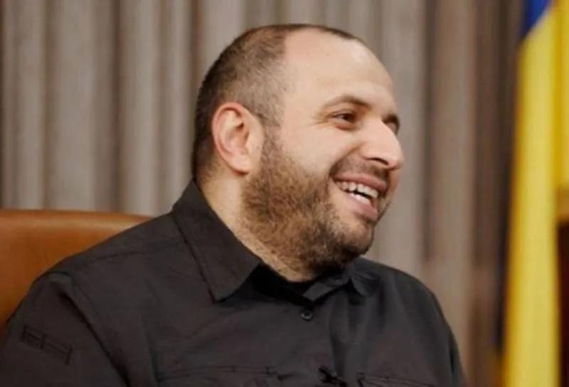 乌克兰为何要换国防部长？弗拉基米尔·泽连斯基解除了阿列克谢·列兹尼科夫的职务，任