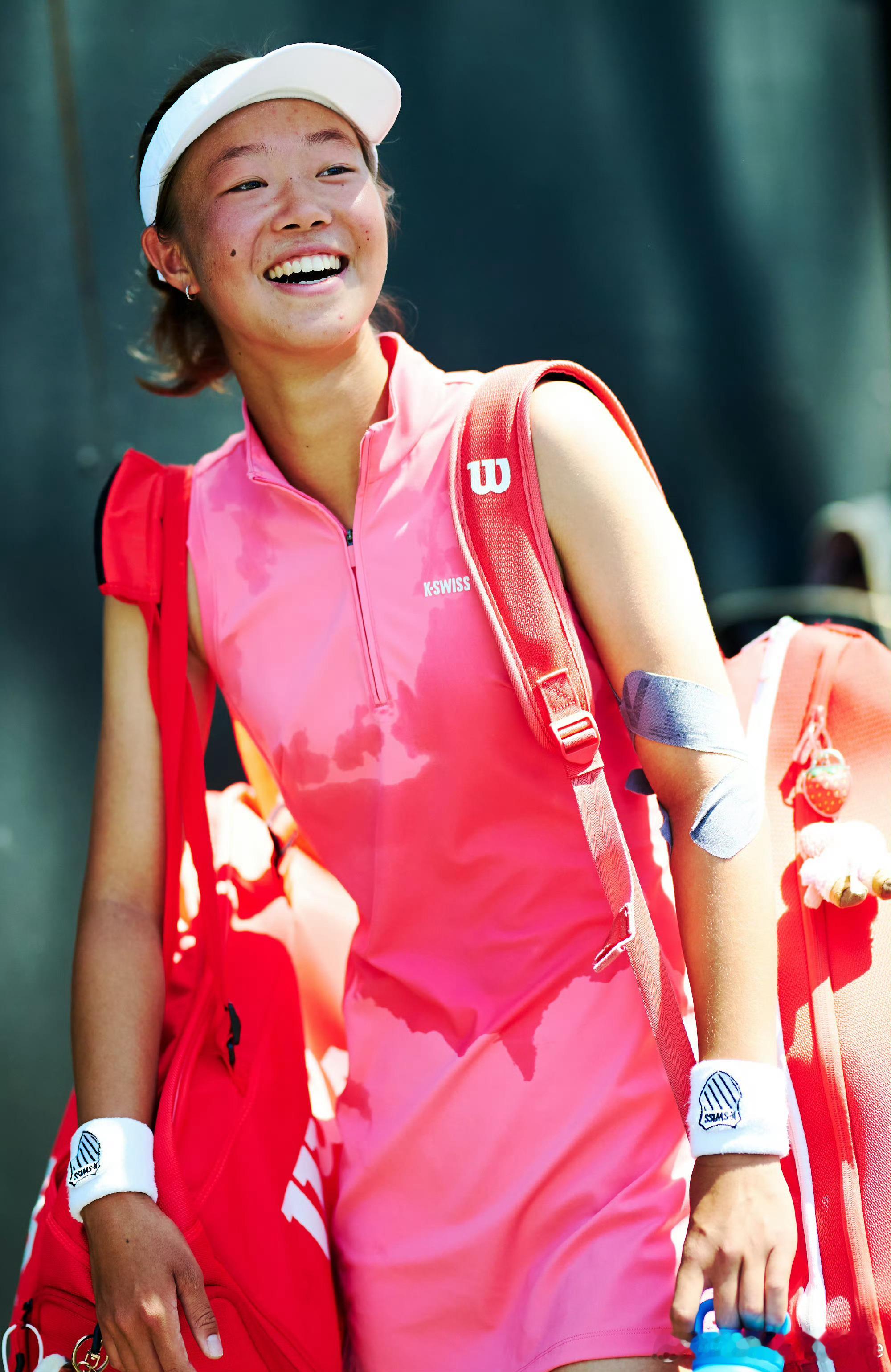 🇪🇸W35+H女单首轮[Q]🇨🇳渠依含6-4/6-2 🇦🇷Bonar