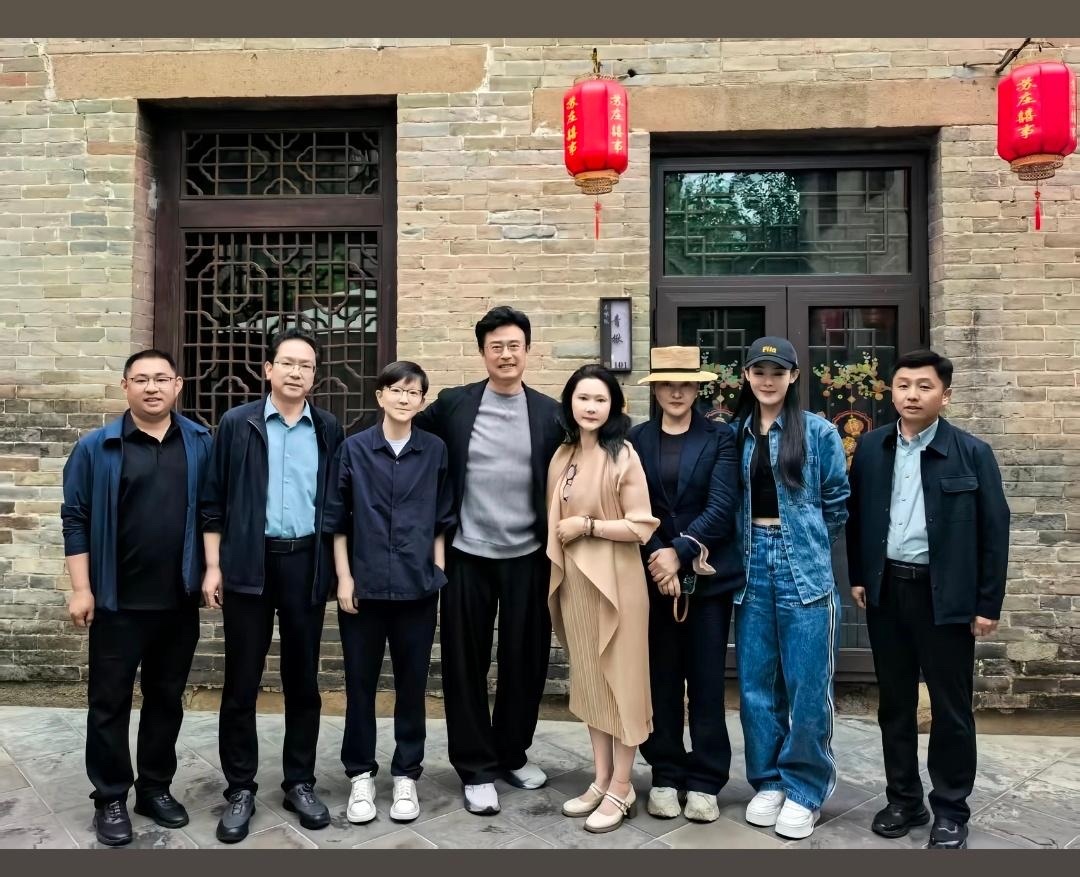 那一天那么多人呢？陈丽君