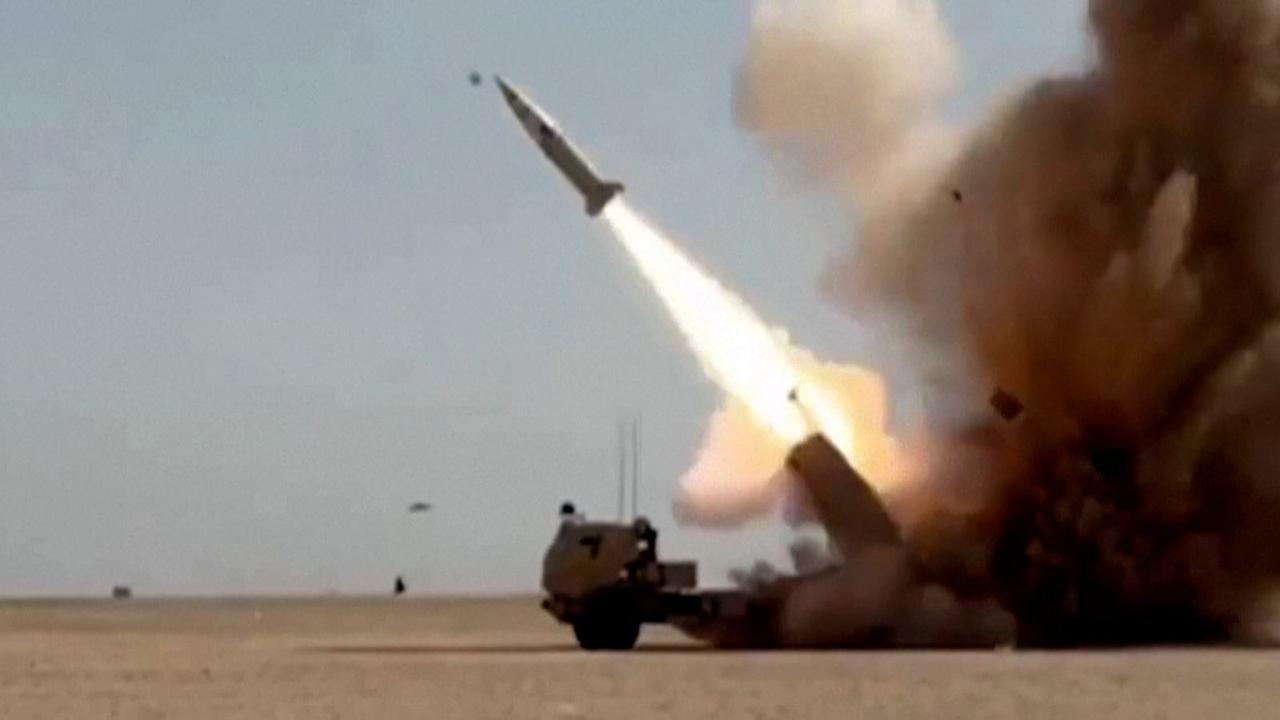 伊朗在失去其领导人后陷入动荡，接下来会发生什么？