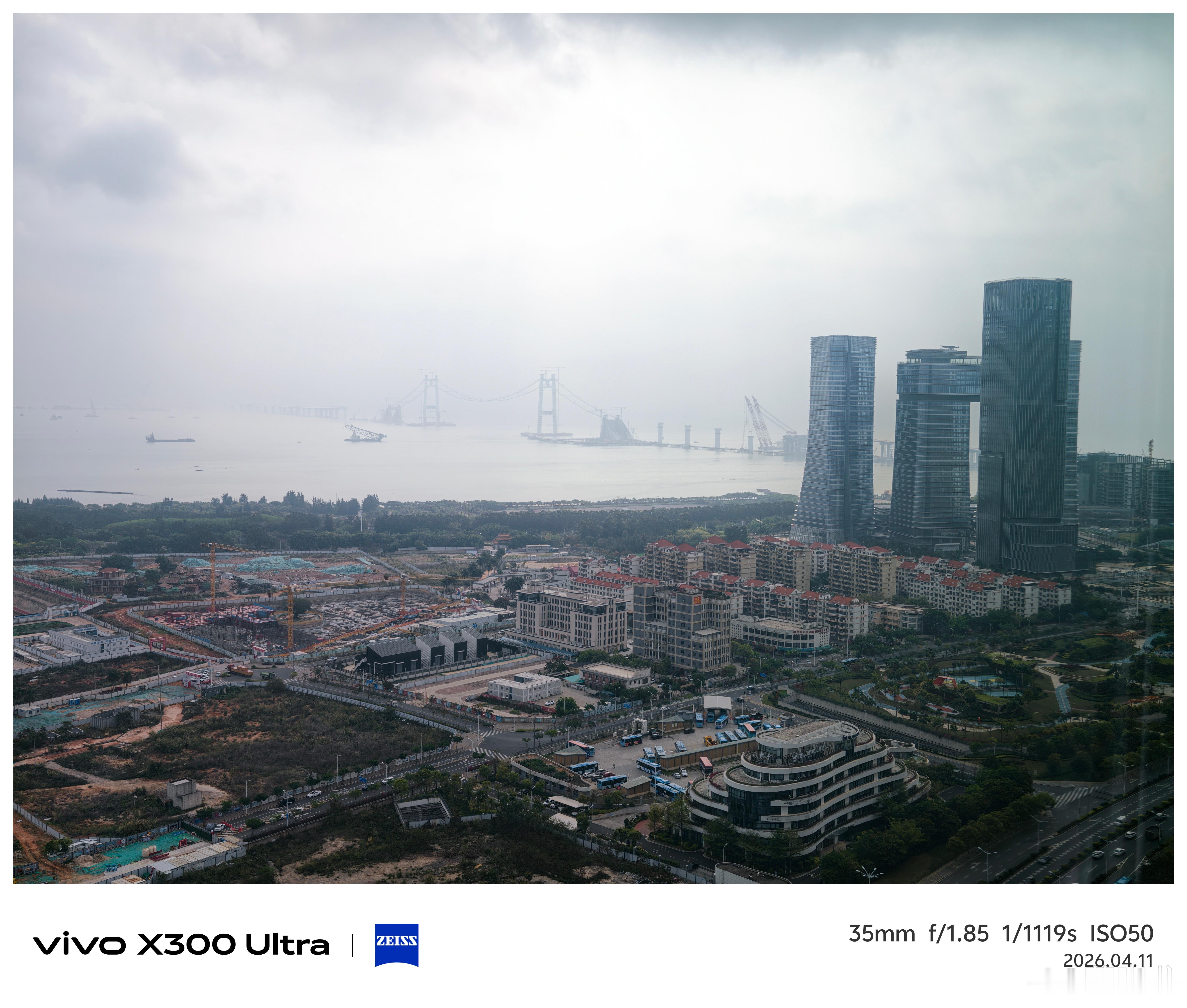 vivo X300 Ultra的人文相机，普通人街拍出片神器，不用非常高的摄影技