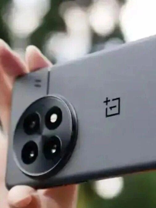 一加13，被严重低估的宝藏机！今年的手机市场，价格就如同坐过山车一般🚀！各大品