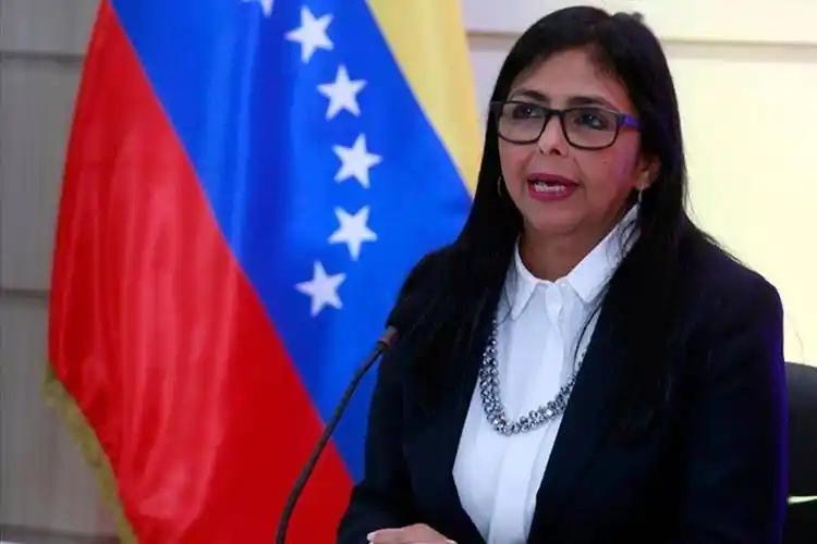 委内瑞拉最大内奸终于藏不住了，不是别人，正是口口声声要救马杜罗的代总统德尔西·罗