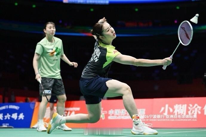 五十岚有纱/志田千阳亚锦赛一轮游，志田千阳刚接新代言就输球，有些尴尬了！😅
日