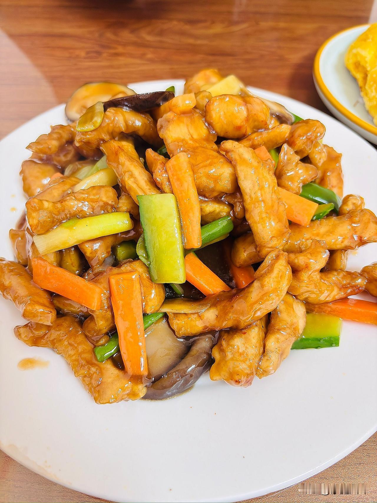 美食满桌香，人间至味长。人间至味餐厅 美食即每刻 美食意境 人间烟火美食