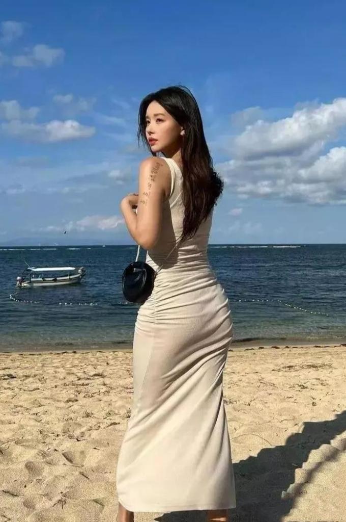 我也想跳曲#美不美你说了算 #自然美才是真的美 #美出高级感 #优美形体 #努力