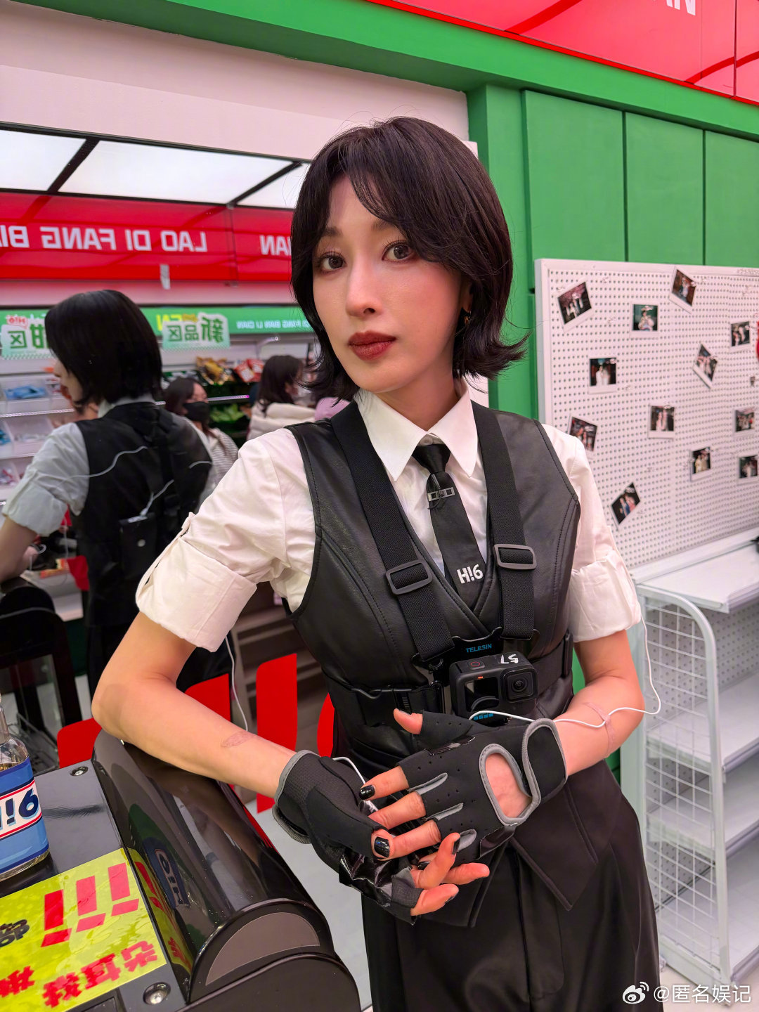 张俪迪丽热巴眼神算不上清白你好星期六磕到失语！张俪和热巴这互动，没喝中药，氛围感