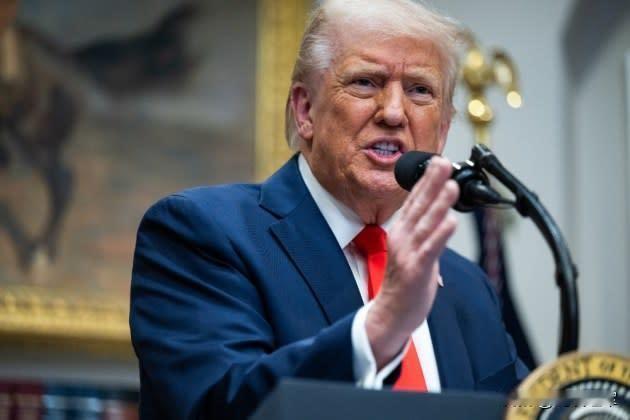 美国向乌克兰提供战斧导弹已成为定局。特朗普基本上已经决定向乌克兰提供战斧导弹，到