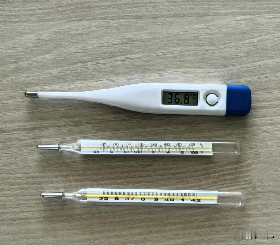 都说“习惯”这个东西是最可怕的，很多人都喜欢囤水银体温计，因为他们认为水银体温计