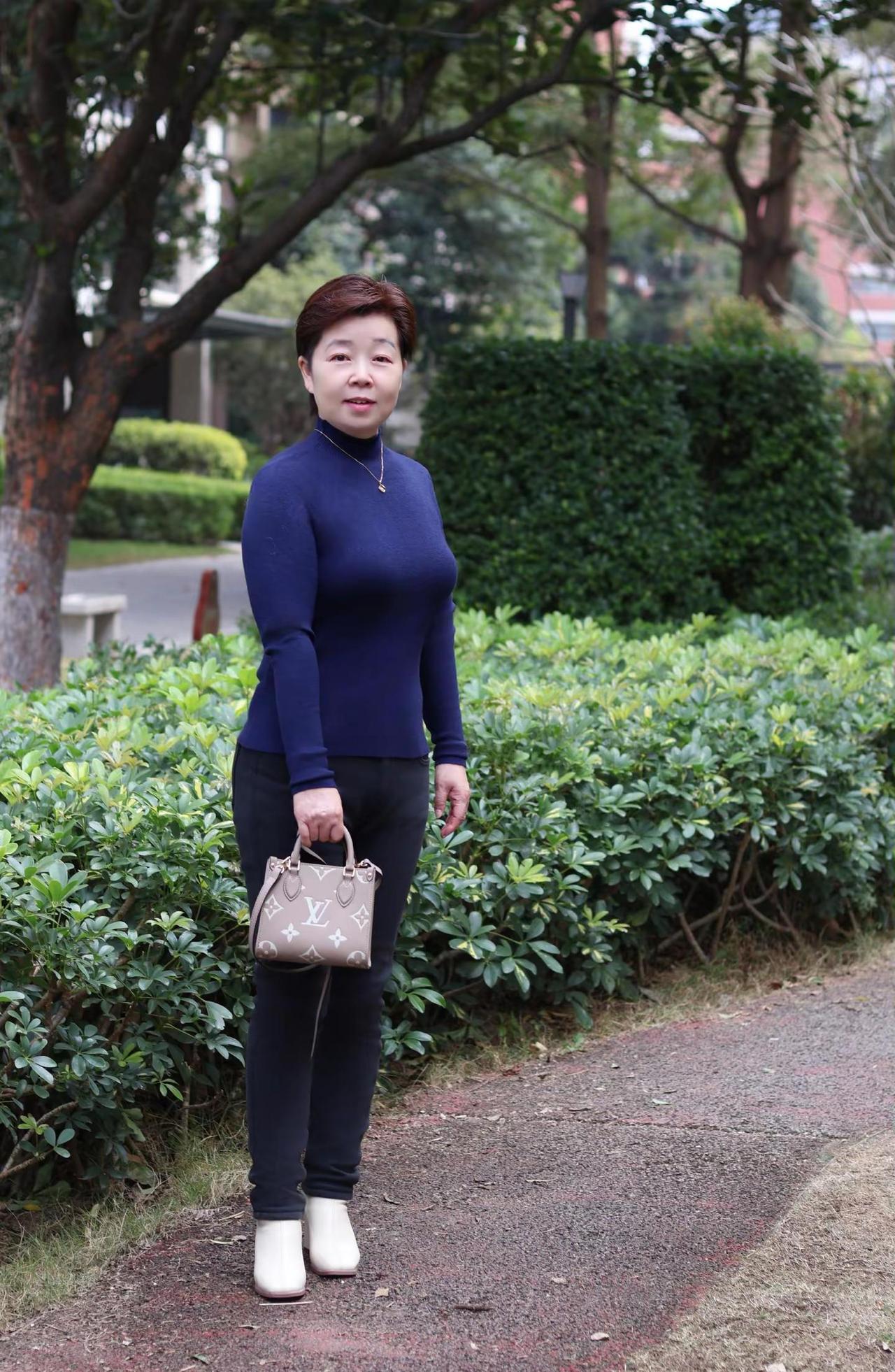 气质女神 ootd每日穿搭 休闲风  简约时尚