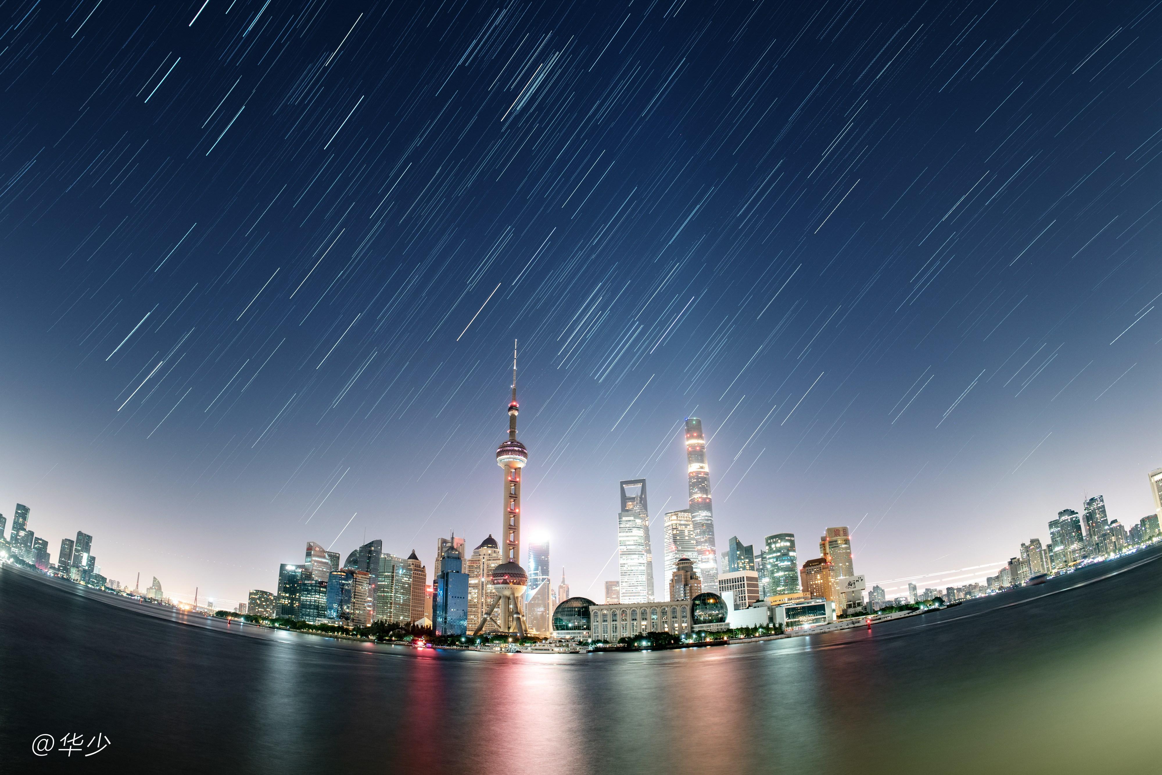 8.13极大值！英仙座流星雨来了。2025年英仙座流星雨要将于8月13...