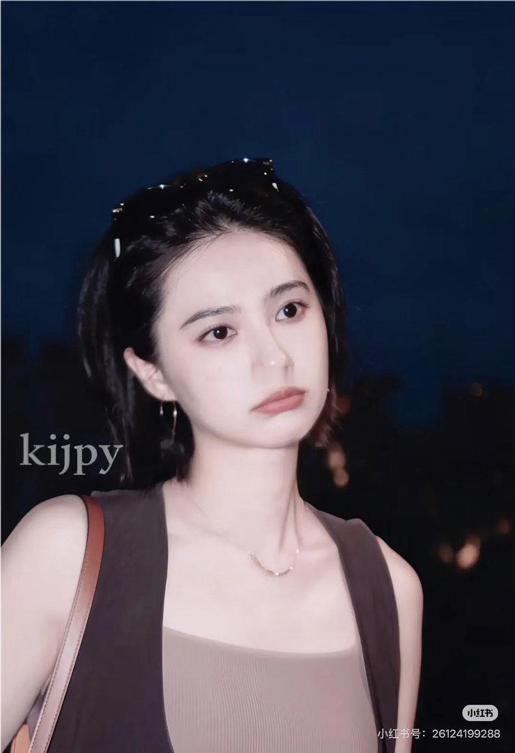 开机前没少看姜珮瑶吧有种东施效颦的感觉 