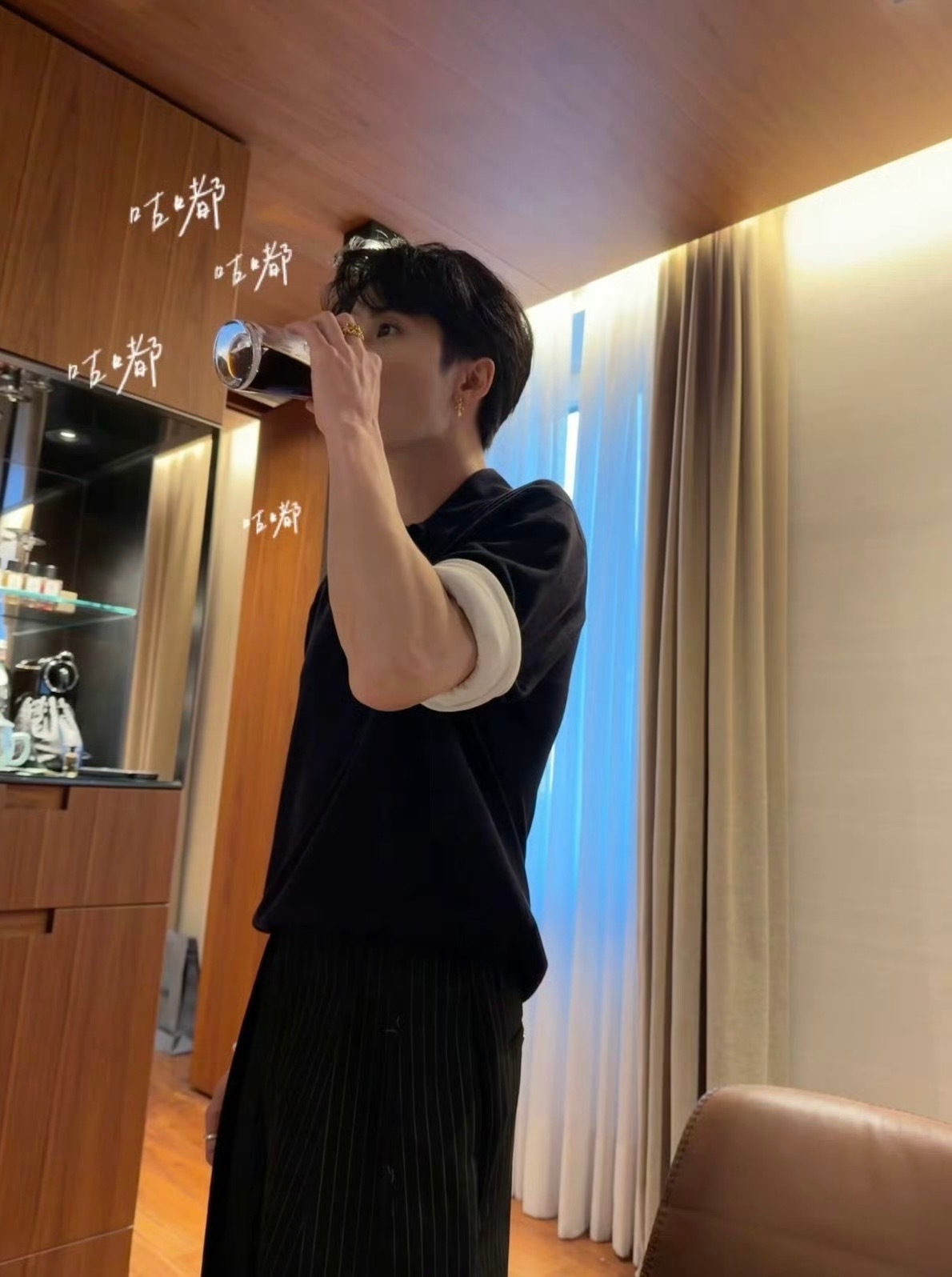 檀健次  tjc檀健次李亦非 tjc檀健次爱情有烟火 "花自向阳开,人终往前走,