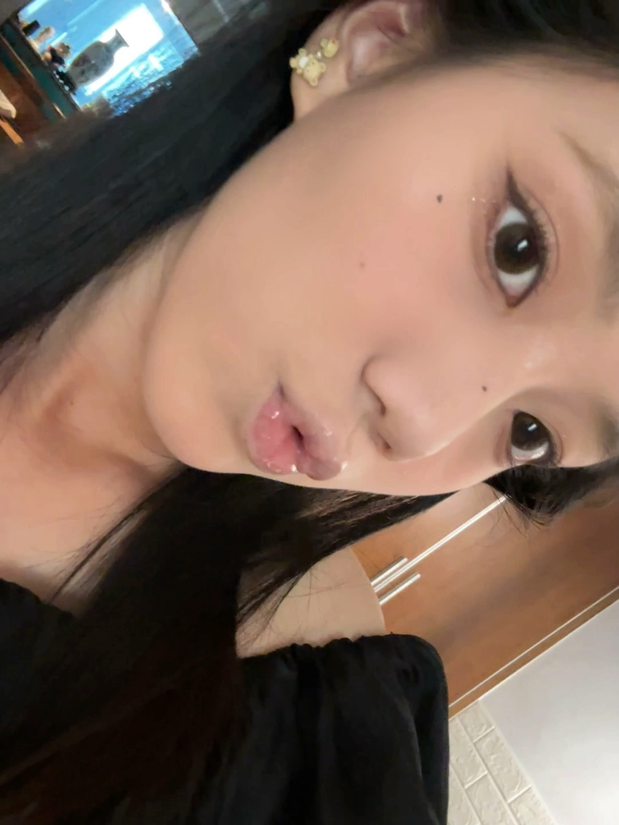 植卡美这个唇膏！！！！！⑥①⑧降到贴地了！！！！！复购nnnnn次 用了几年了都