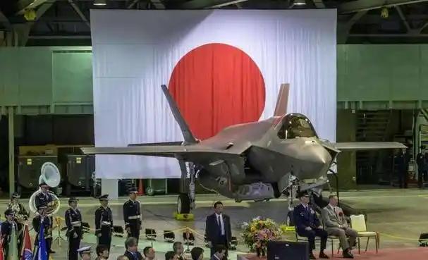 9万亿军费+航母化改造！日本闷声扩军藏不住了，百年伪装终露獠牙


日本2026