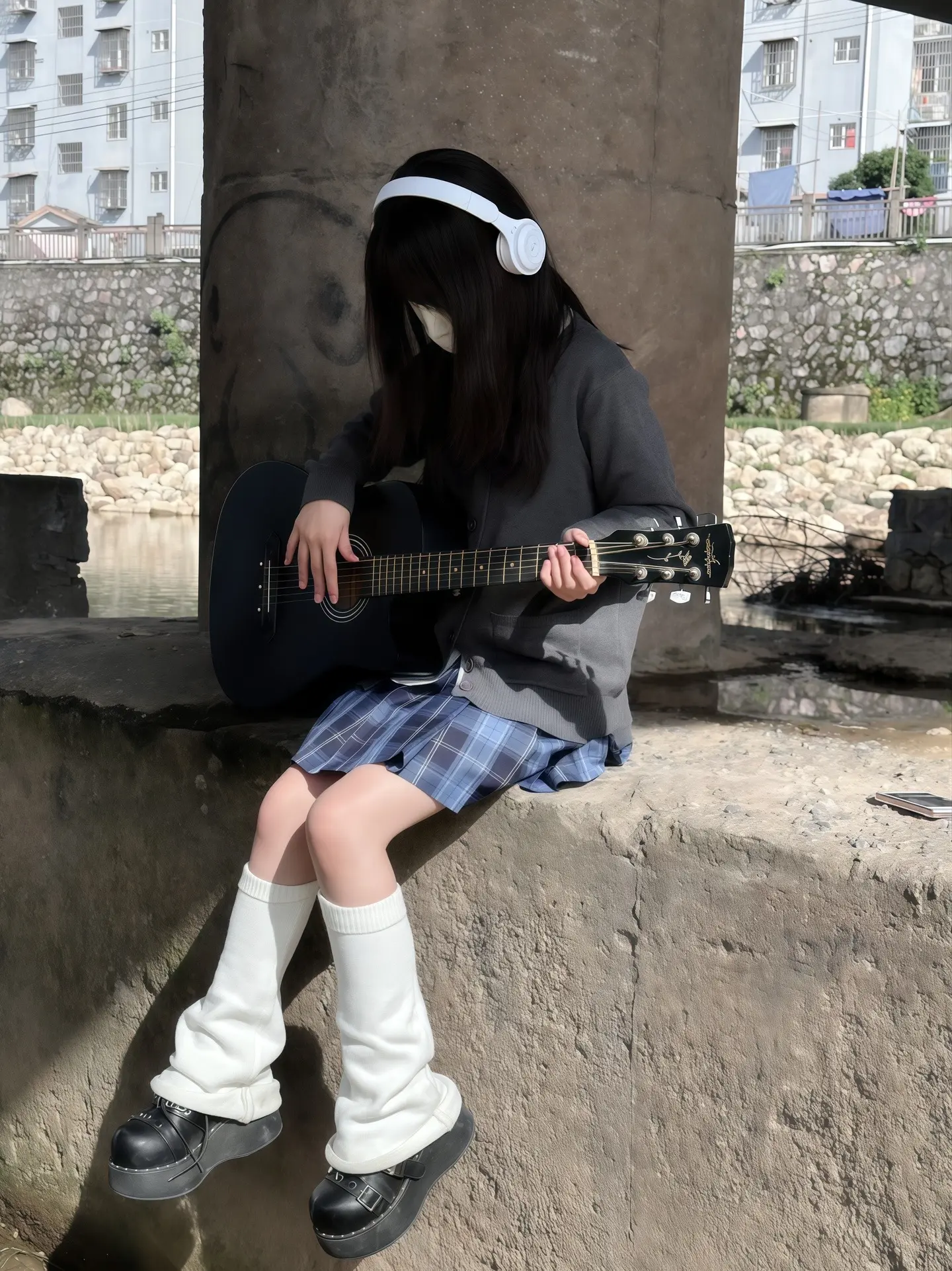 我许愿我有一条很长很长的围巾 能将我和我珍视的人围在一起