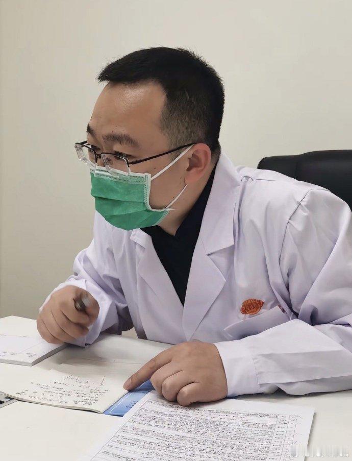 医生家里常备的口碑药，便宜又好用，收藏起来


1、爱放屁，大便特别臭、打嗝气味